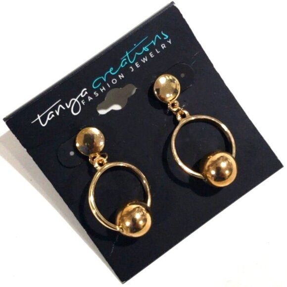 Elegant Gold tone Hoop Bead Interconnected Earrings - Women's Fashion Jewelry - Picture 3 of 9